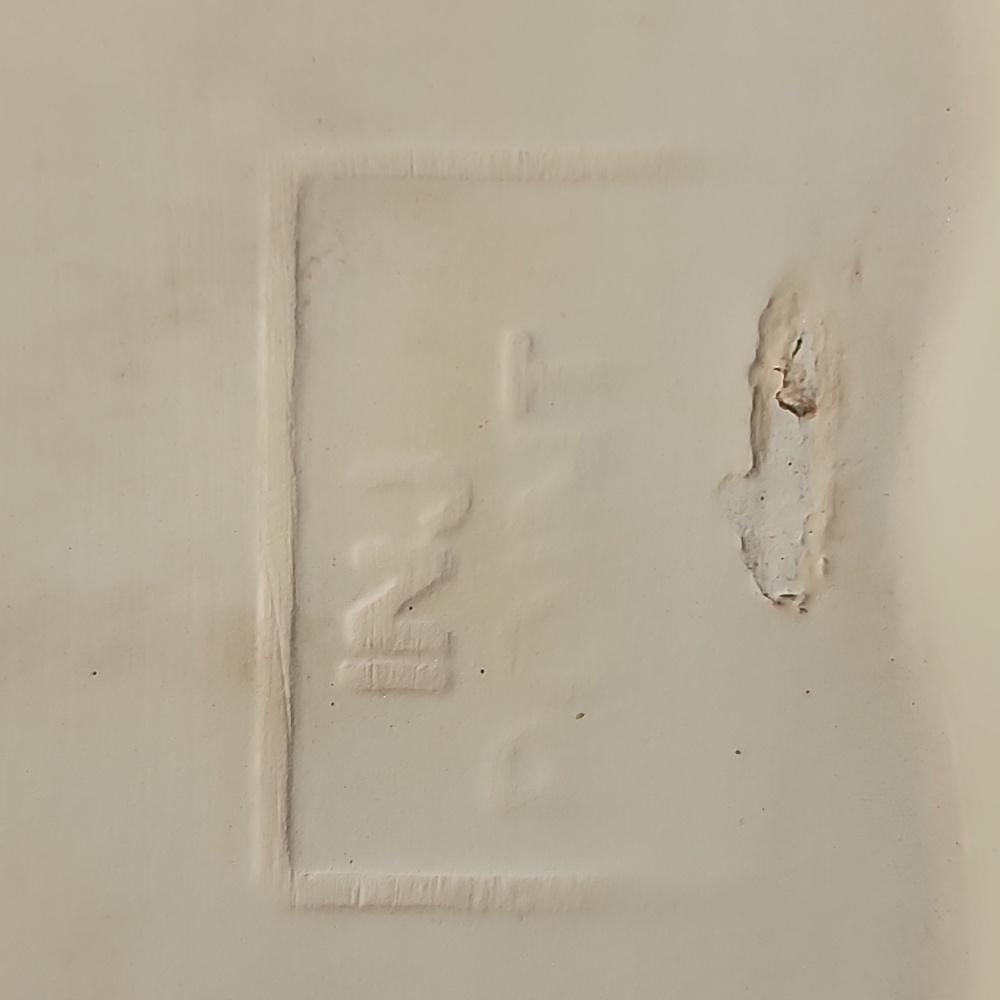 vintage baking dish - Picture 10 of 16